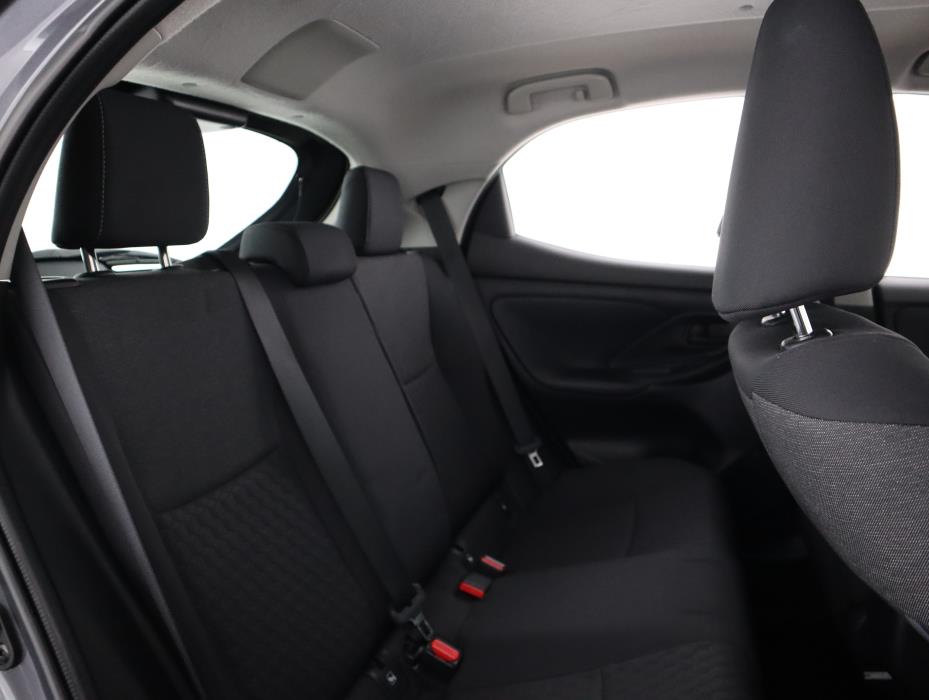 TOYOTA Yaris 2023