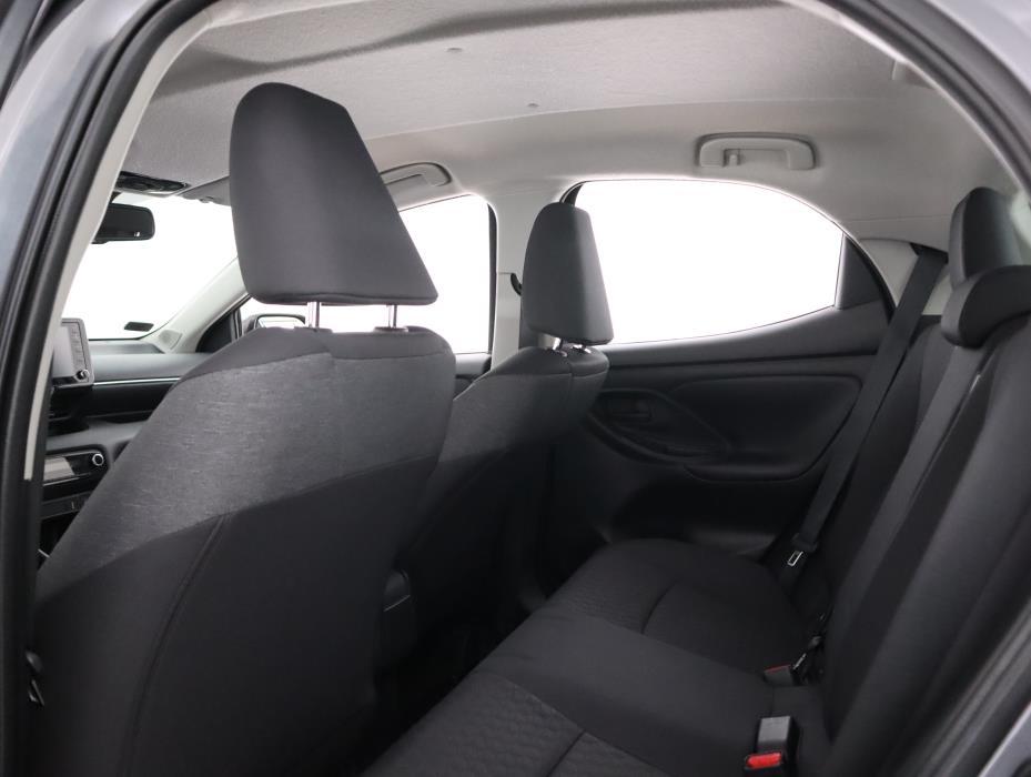 TOYOTA Yaris 2023