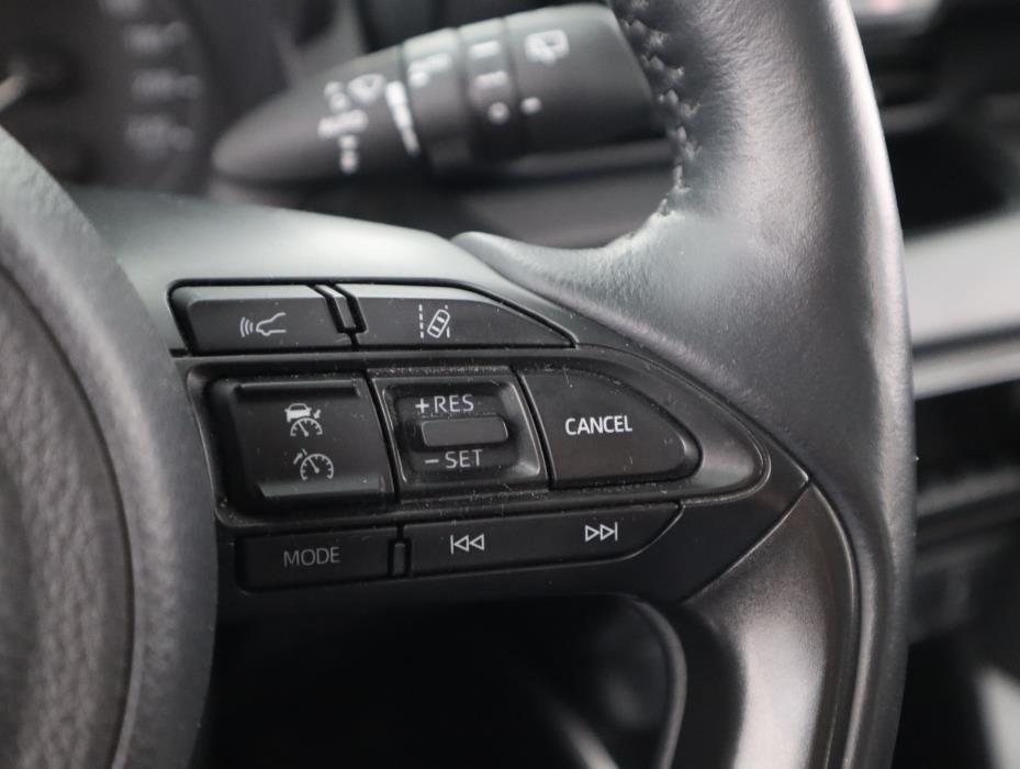 TOYOTA Yaris 2023