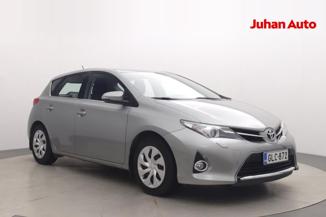 TOYOTA Auris 2014
