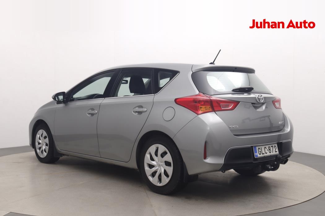 TOYOTA Auris 2014