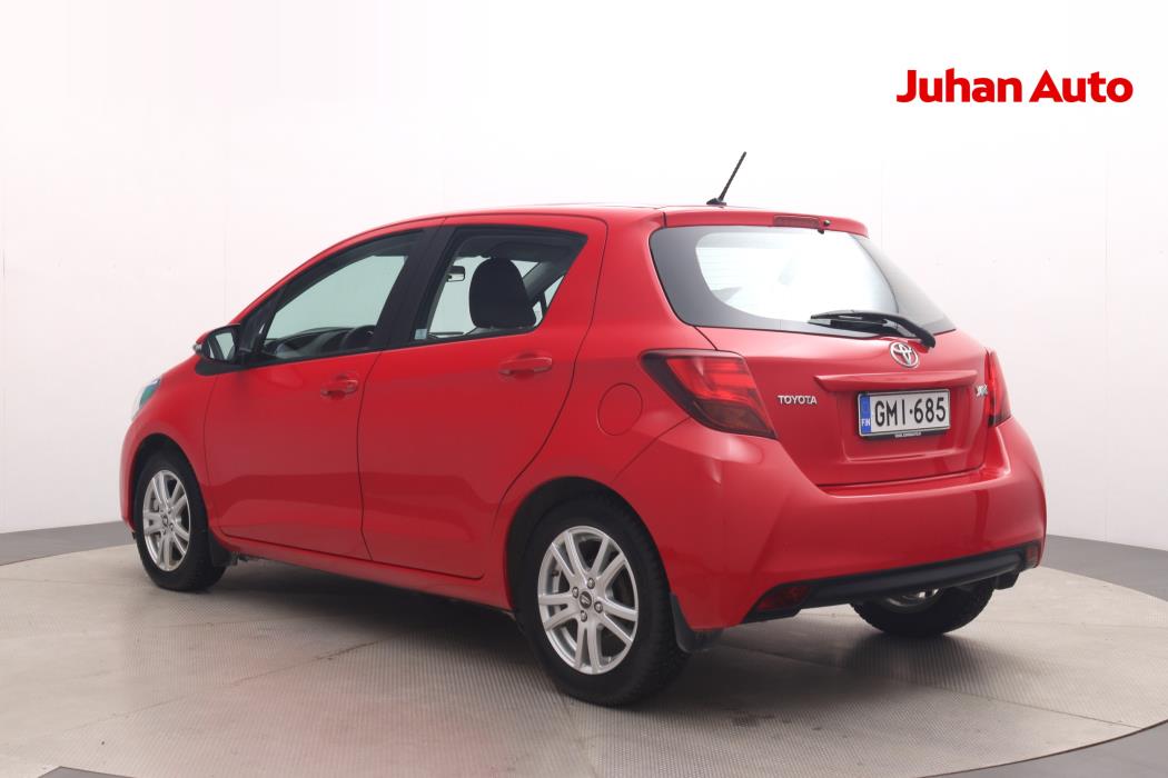 TOYOTA Yaris 2017