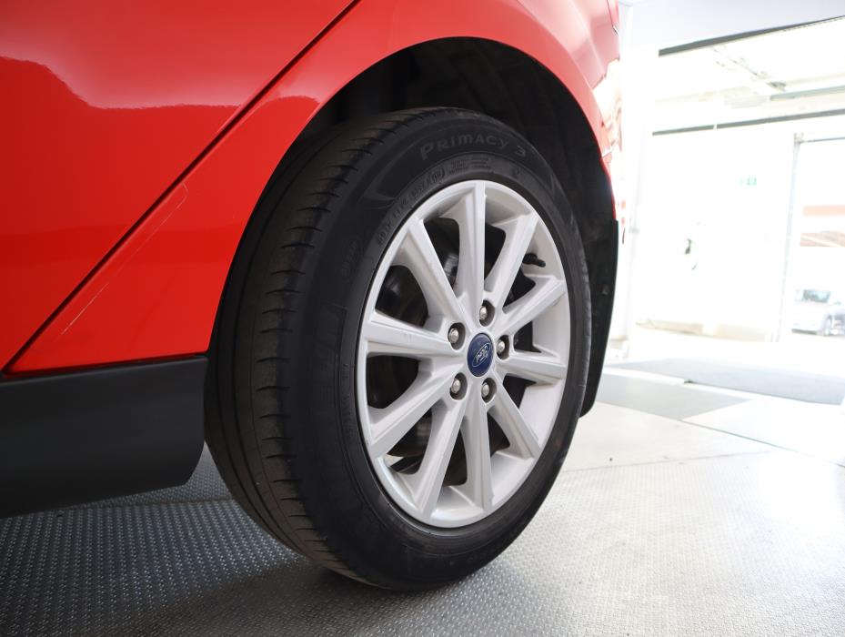 FORD FOCUS 2016