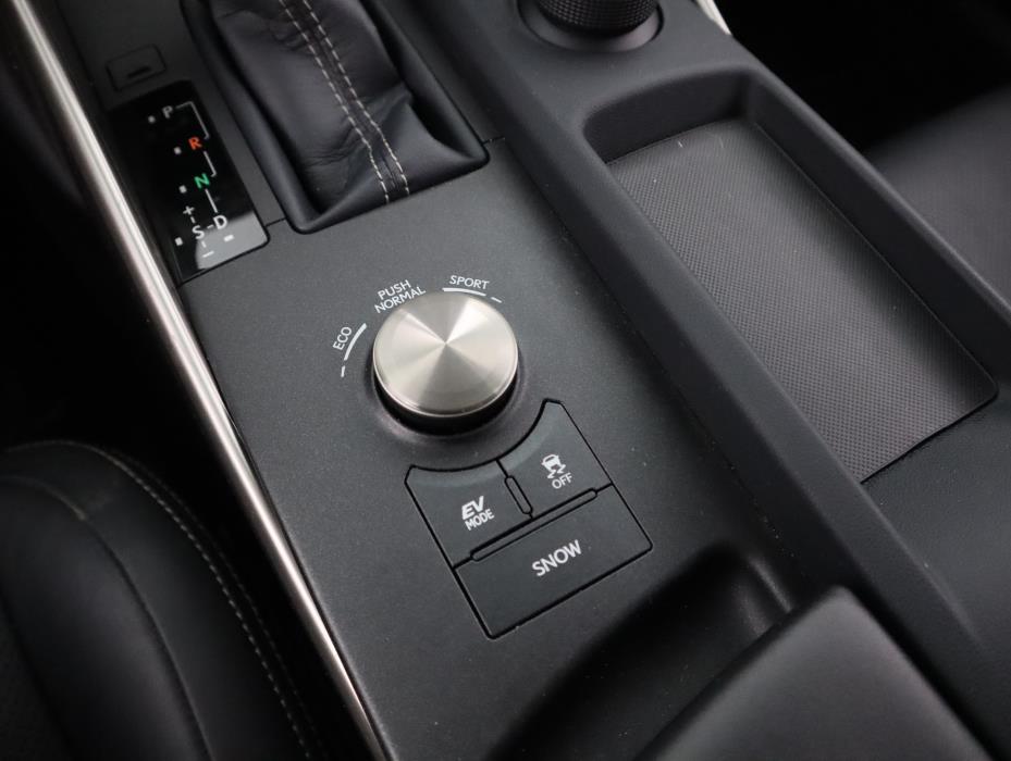 LEXUS IS 2017