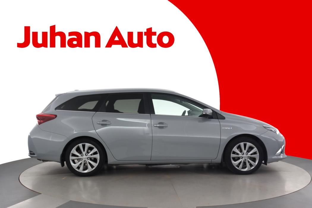 TOYOTA Auris 2018
