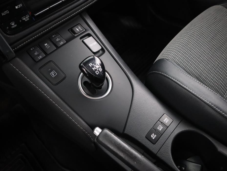 TOYOTA Auris 2018