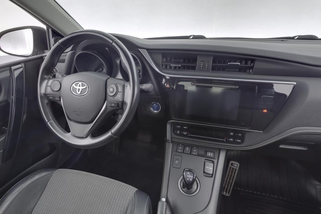 TOYOTA Auris 2018