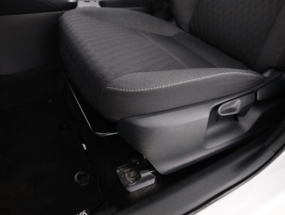 TOYOTA Yaris 2021