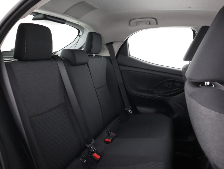 TOYOTA Yaris 2021