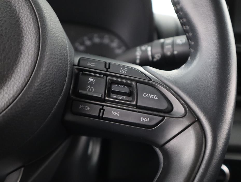 TOYOTA Yaris 2021