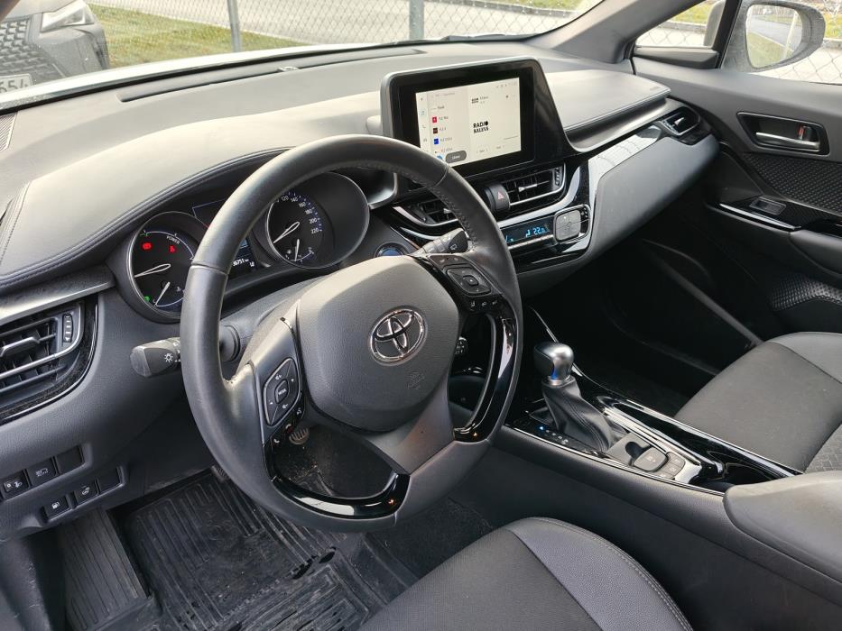 Toyota C-HR 2023