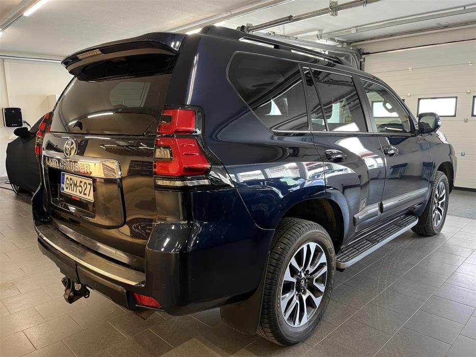 TOYOTA Land Cruiser 2021