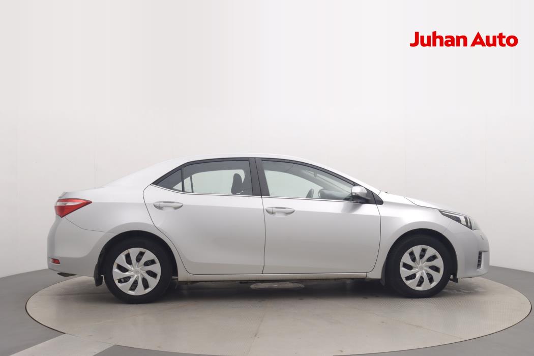 TOYOTA Corolla 2014