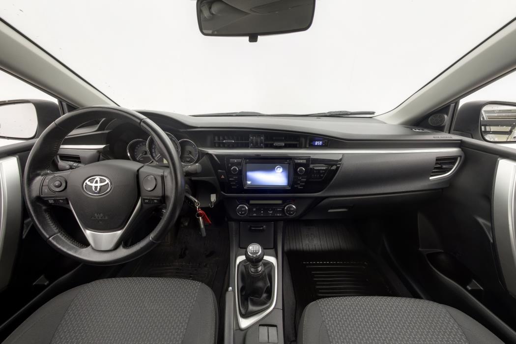 TOYOTA Corolla 2014