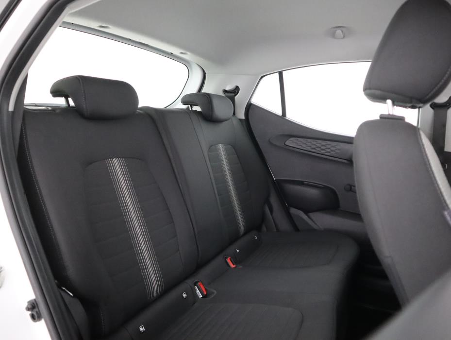 HYUNDAI i10 2021