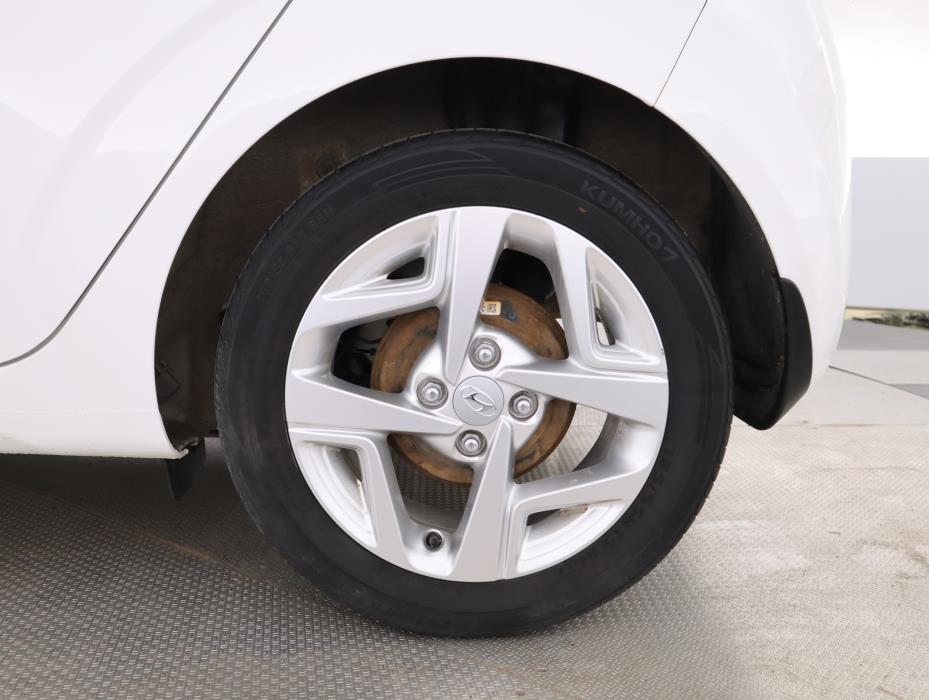 HYUNDAI i10 2021