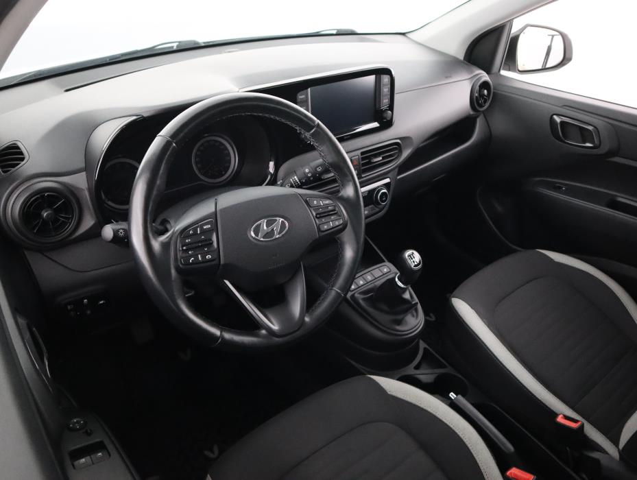 HYUNDAI i10 2021
