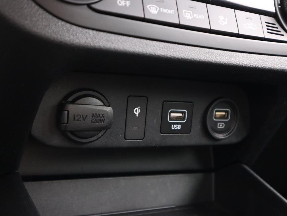 HYUNDAI i10 2021