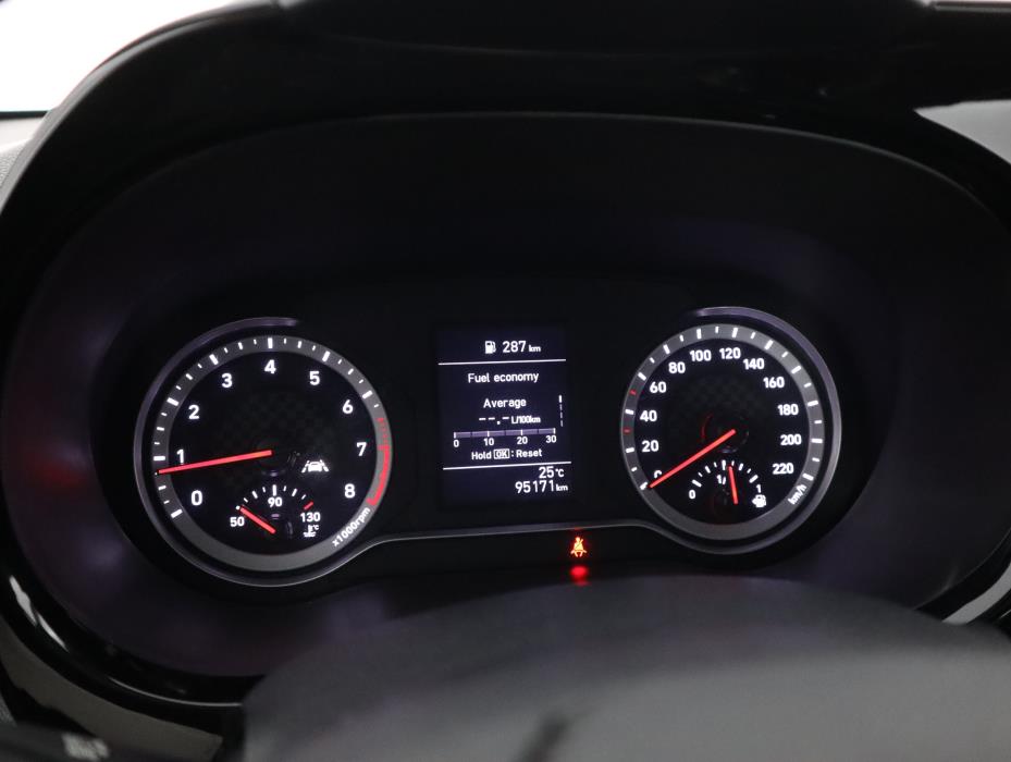 HYUNDAI i10 2021