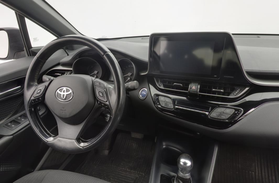 TOYOTA C-HR 2018
