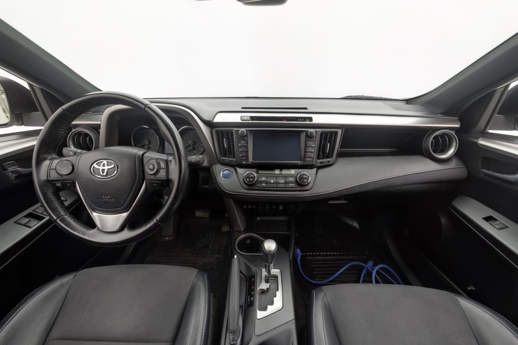 TOYOTA RAV4 2015