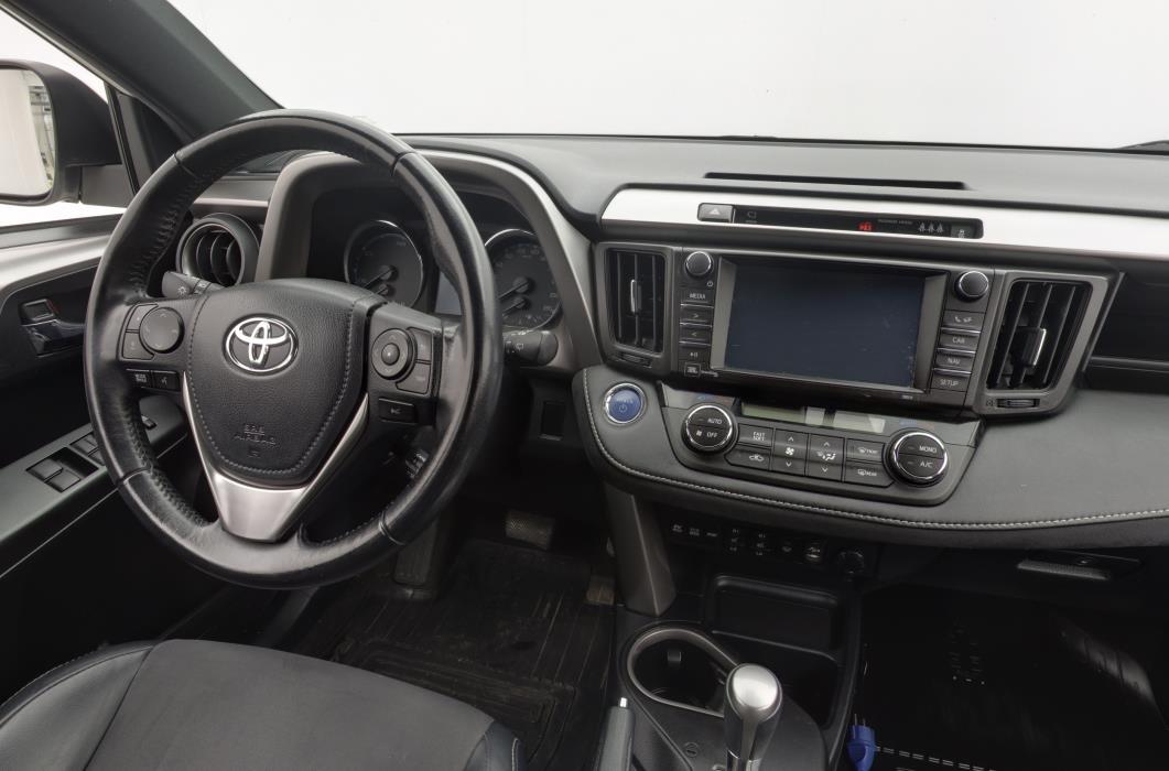 TOYOTA RAV4 2015