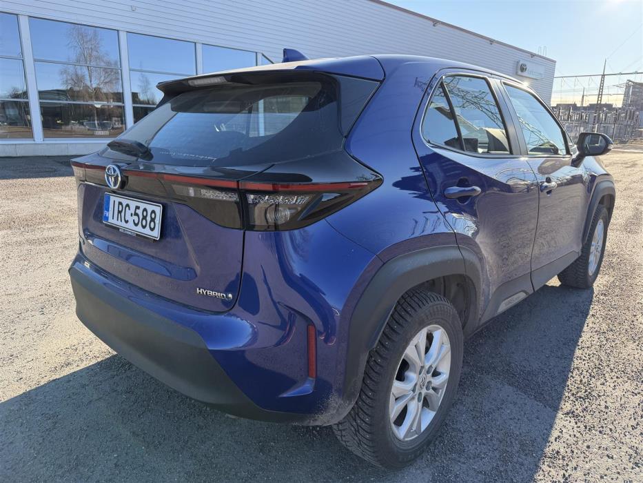 TOYOTA Yaris Cross 2023