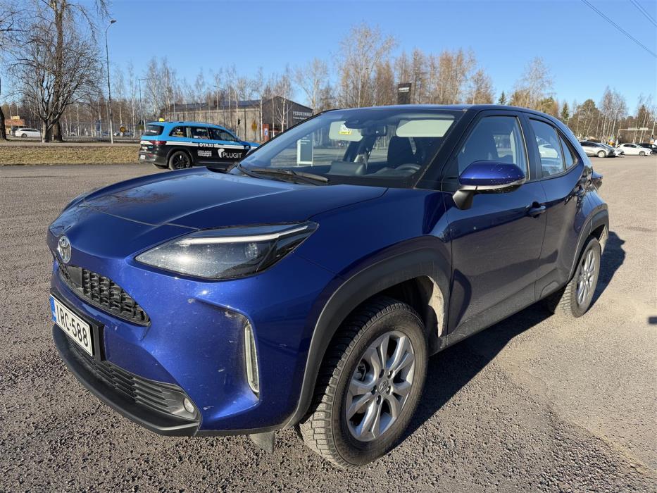 TOYOTA Yaris Cross 2023
