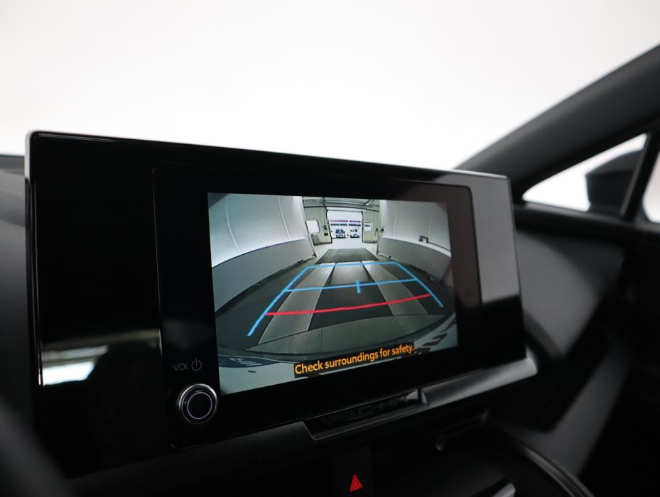 TOYOTA C-HR 2024