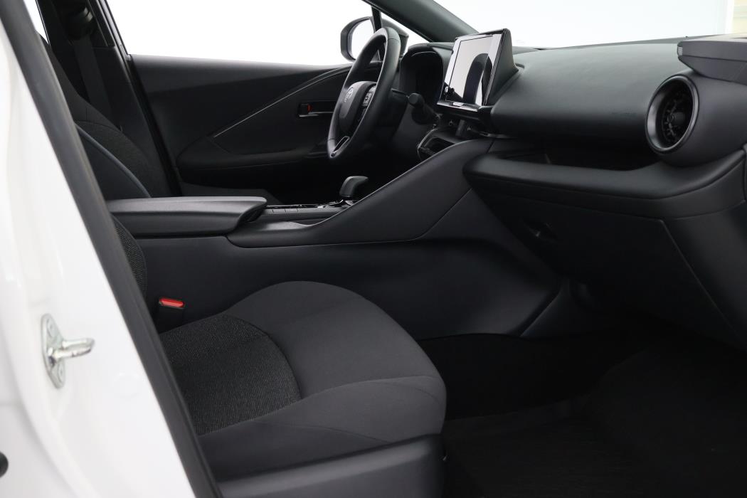 TOYOTA C-HR 2024