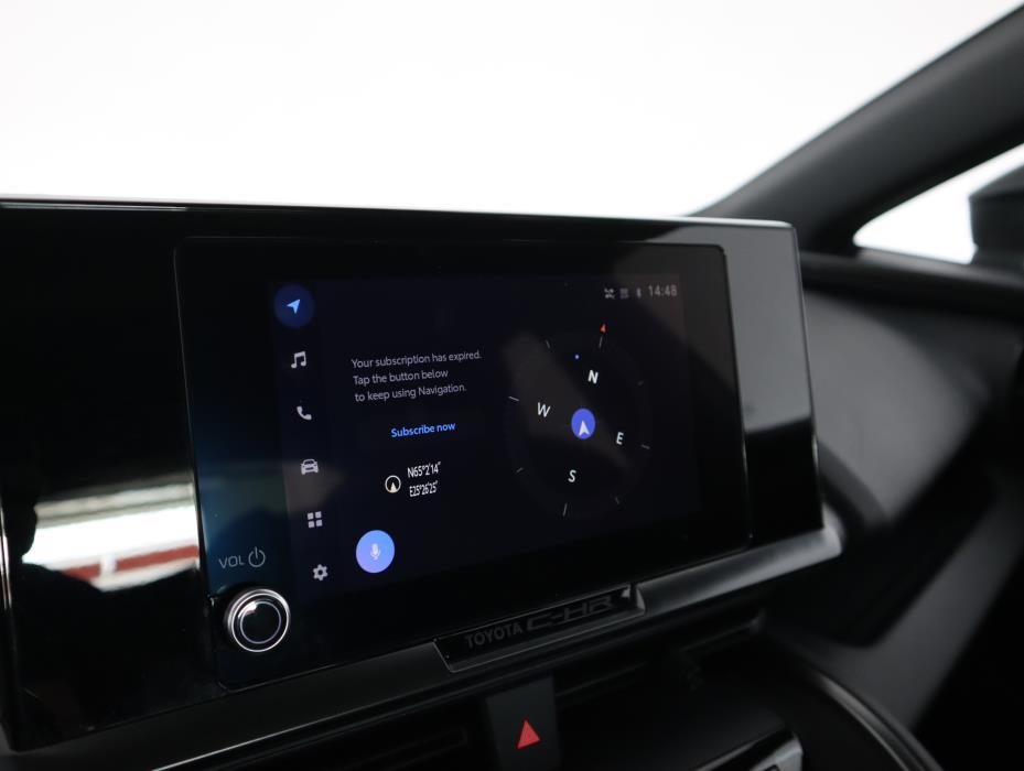 TOYOTA C-HR 2024