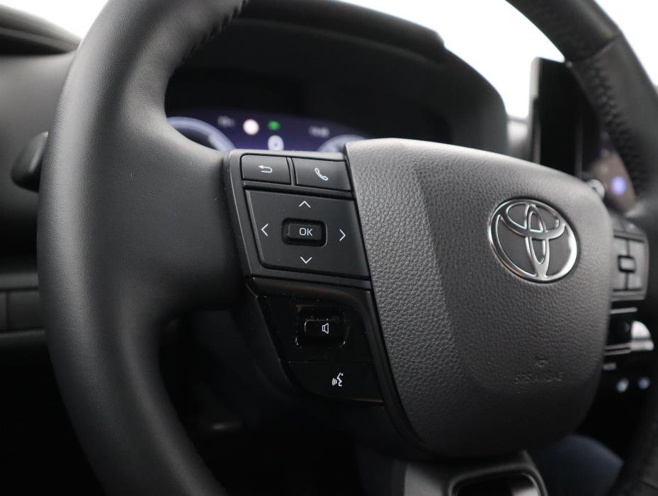 TOYOTA C-HR 2024