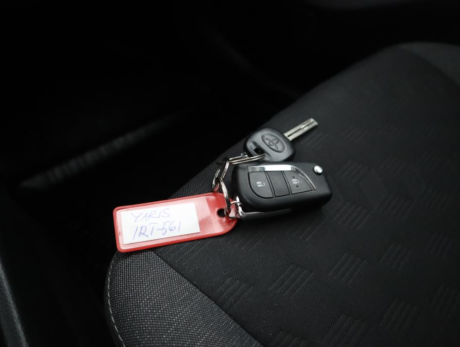 TOYOTA Yaris 2024
