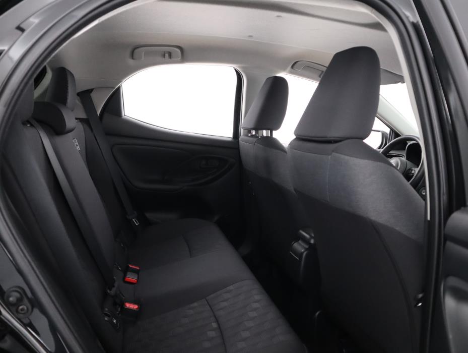 TOYOTA Yaris 2024