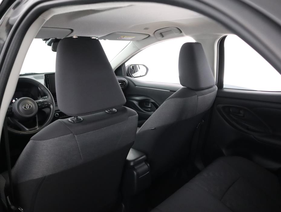 TOYOTA Yaris 2024