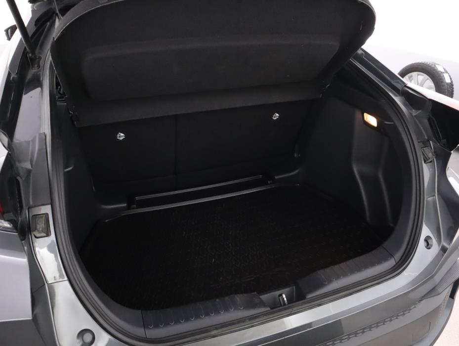 TOYOTA C-HR 2024