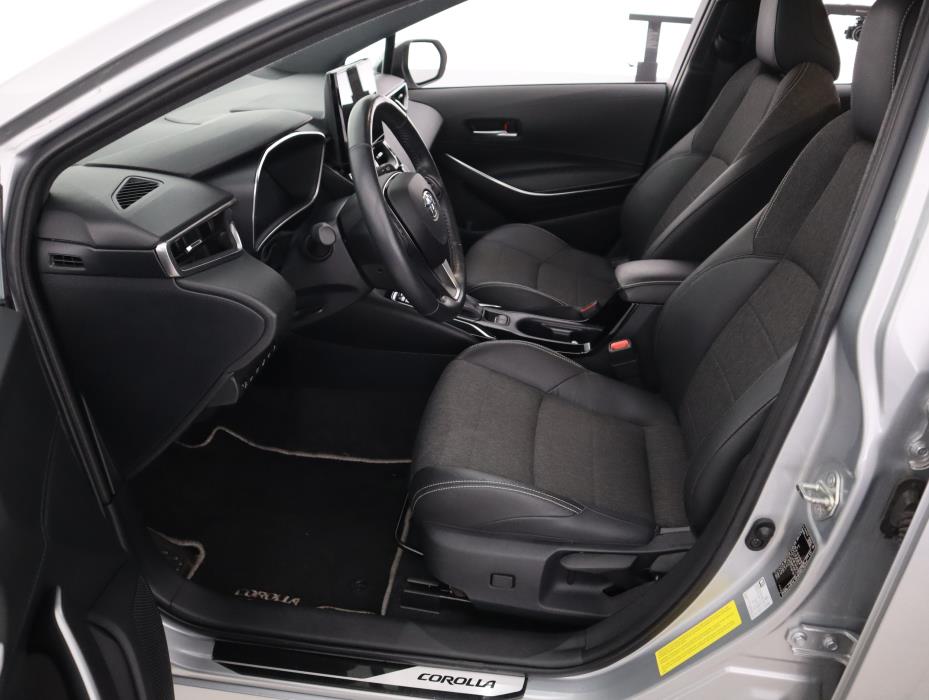 TOYOTA Corolla 2024