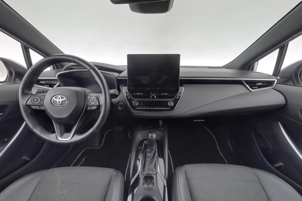 TOYOTA Corolla 2024