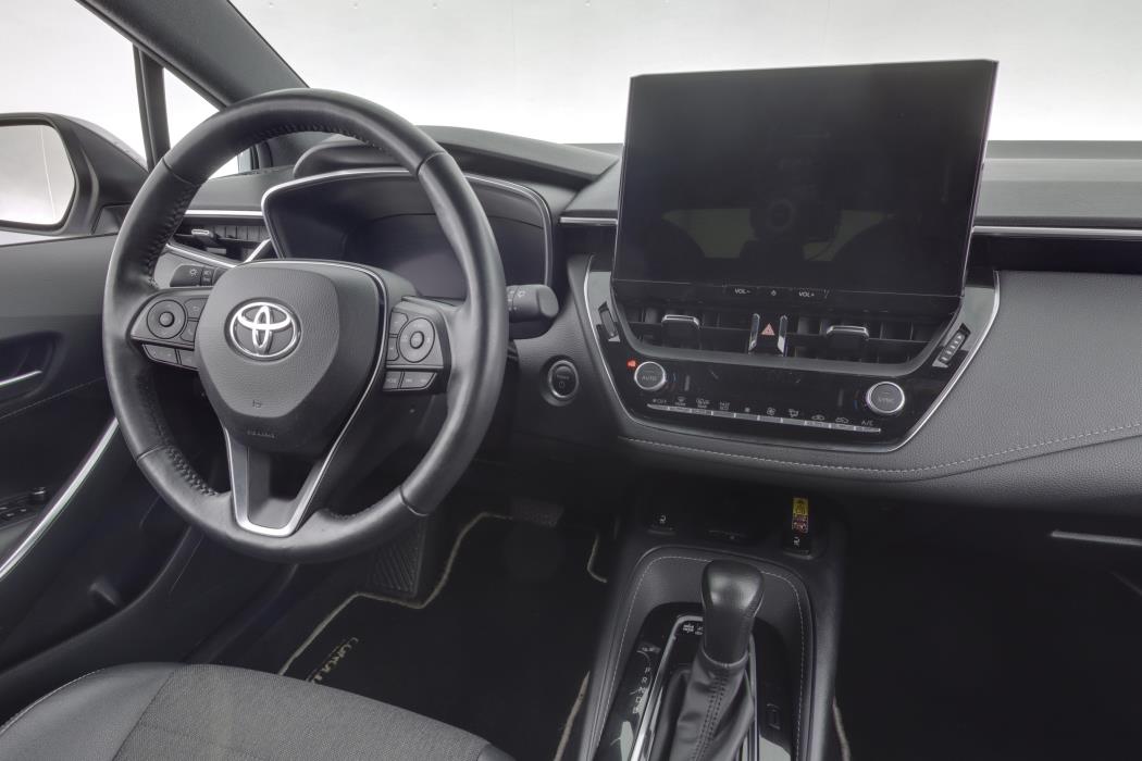 TOYOTA Corolla 2024
