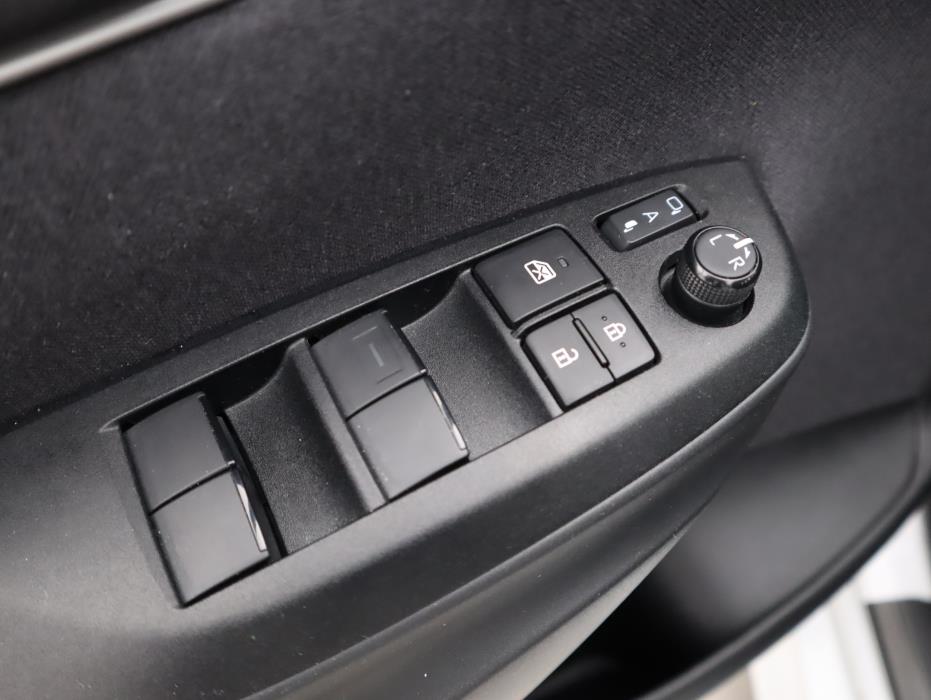 MAZDA Mazda2 Hybrid 2023