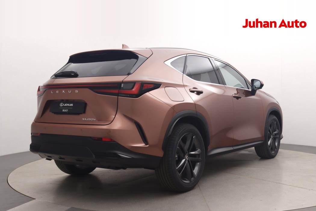 Lexus NX 2025