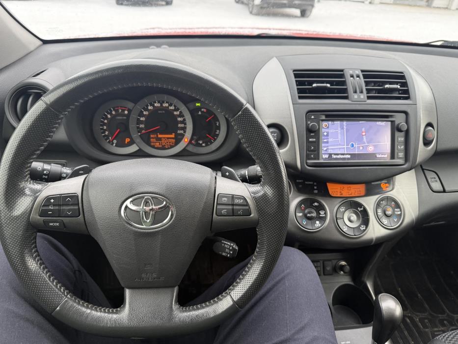 TOYOTA RAV4 2012