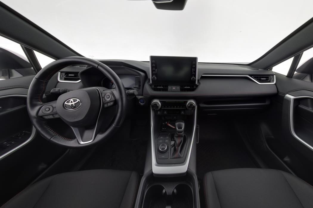 TOYOTA RAV4 Plug-in 2021