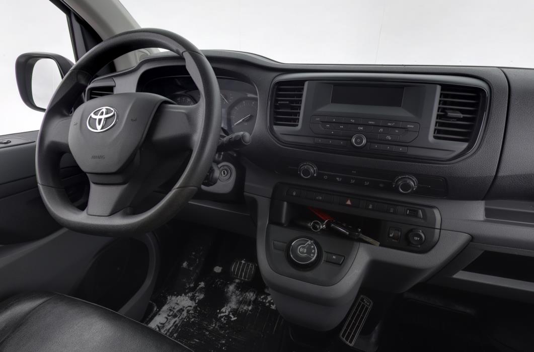 TOYOTA PROACE 2022