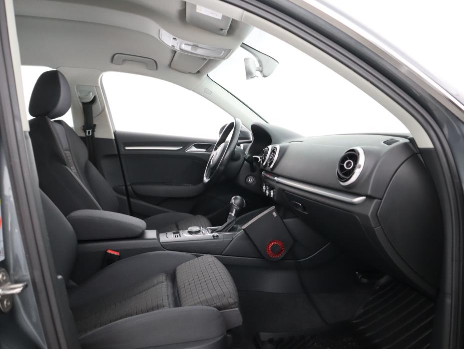AUDI A3 2014