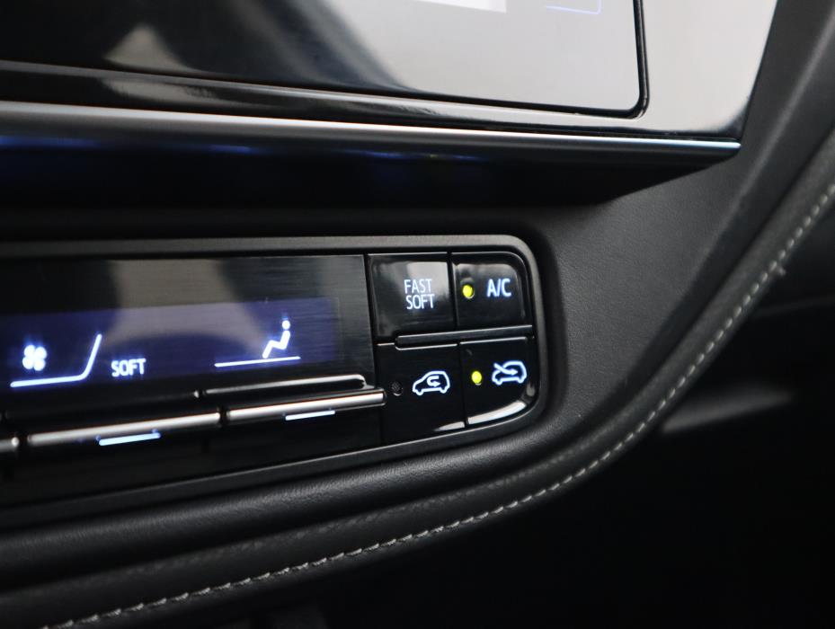 TOYOTA Auris 2019
