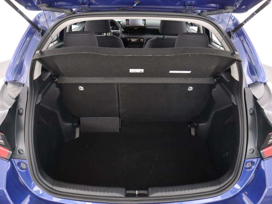 TOYOTA Yaris 2021