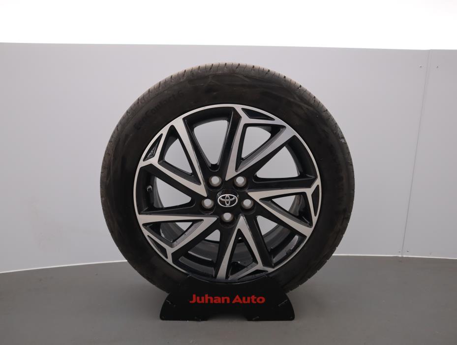 TOYOTA Yaris 2021
