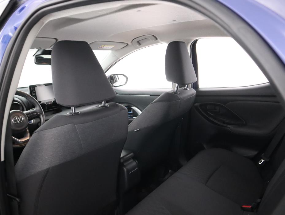 TOYOTA Yaris 2021