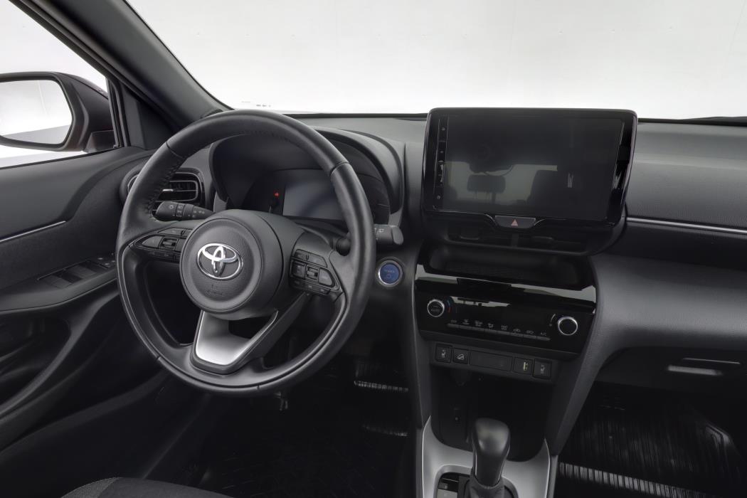 TOYOTA Yaris Cross 2023